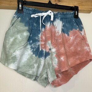 NIB OLIVACEOUS TIE DYE DRAWSTRING SHORT SIZE MEDIUM